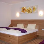 Erlebnis-hotel-appartements Hotel Latschach ober dem Faakersee