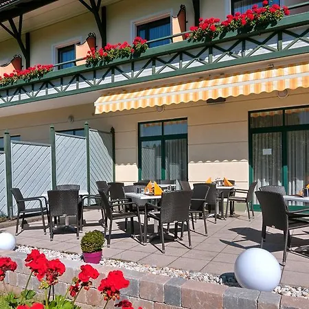 Erlebnis-hotel-appartements Hotel Latschach ober dem Faakersee